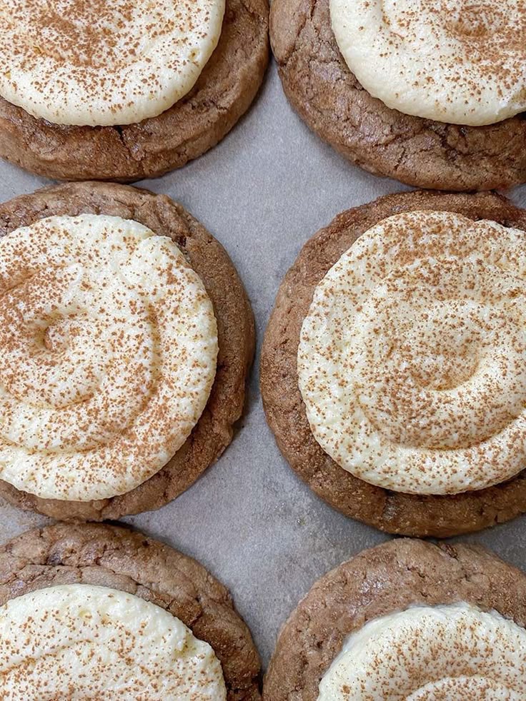 CINNAMON ROLL COOKIE